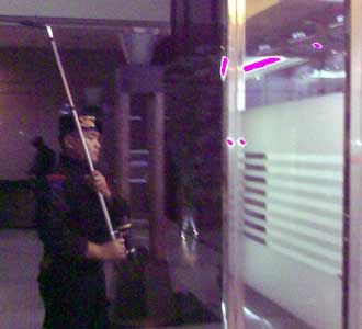 Radio 99ers Diancam Bom