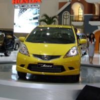 Honda Pajang All New Jazz Helios Yellow