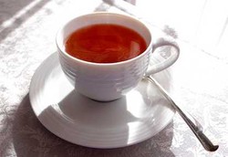 Minum Teh Panas Picu Kanker?