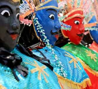 Warna-warni Ondel-ondel Betawi