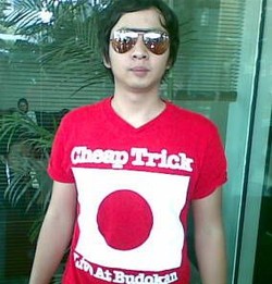 Ringgo Agus Kenang Michael Jackson di Cirebon