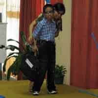 Tips Hindari Anak Terlambat Bicara