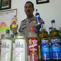 Ratusan Miras Berbagai Merk Disita Polisi