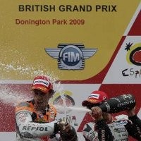 Rossi Jatuh, Dovizioso Juara