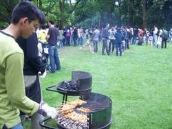 Silaturahmi Gaya Sate Somay