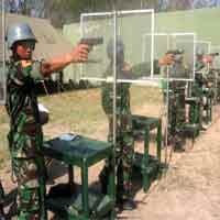 196 Kadet Latihan Menembak 
