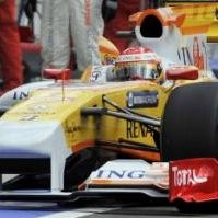 Renault Siap Naik Banding