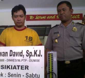 Polisi Bekuk Dokter Palsu