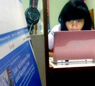Siswa dan Guru Ikut Go Blogging