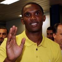 Etoo Pemain Tim, Ibra Bukan