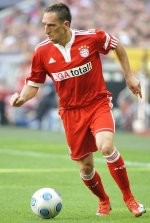 Bayern Lindungi Ribery dari Kritik Beckenbauer