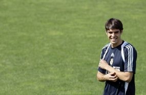 Latihan Pertama Kaka Bersama Galactico