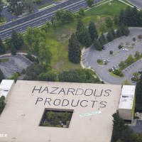 Kantor HP Diobrak-abrik Greenpeace