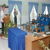 Jalasenastri Armatim Diberi Penyuluhan Tentang Flu Babi 