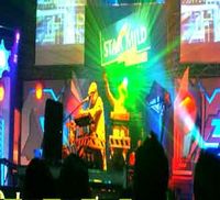 Hitam Kuning Musik Mobilderek