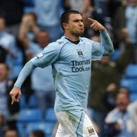 Bojinov Pilih Menyingkir ke Parma