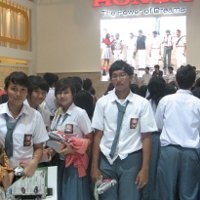 Pelajar SMP-SMA Serbu IIMS