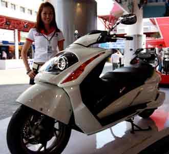 Skuter Gemuk Suzuki Gemma