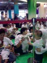 Ratusan Bayi Senam Bersama Hebohkan Mal di Kelapa Gading