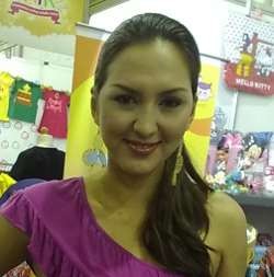 Donna Agnesia: Laki-laki Kasar Tidak Gentleman 