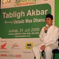 Gandrung Ramadhan Bersama Ustadz Dhanu di Balai Kota Surabaya