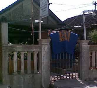 Pasca Penganiayaan, Warso Mengurung Diri