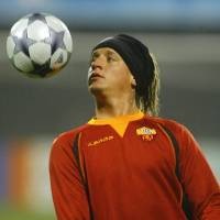 Spalletti Minta Mexes Lebih Kalem