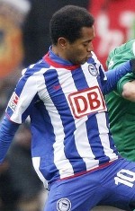 Hertha Lolos dari Lubang Jarum
