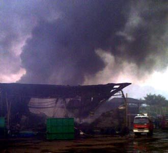 Pabrik Kasur Dilalap Api