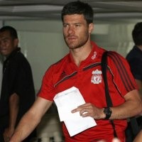 Negosiasi Berjalan, Alonso Senang