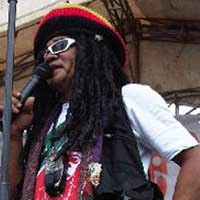 Model Klip I Love You Full Meninggal Dunia