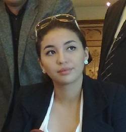 Fakhry Tuntut Harta, Manohara Tuntut Keperawanan