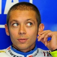 Rossi Waspadai Duo Repsol Honda 