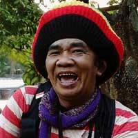 Ziarahi Makam Mbah Surip, Mio Jazuli Raib