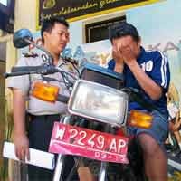 Nyaru Jadi Pegawai Dispendik, Oknum Satpol PP Gelapkan  Motor