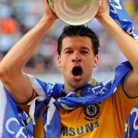 Ballack Siap untuk MU