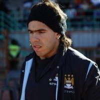 Insiden Kamar Mandi Hambat Tevez