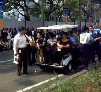 Menara Bank Danamon Diancam Bom