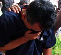 Polisi Bekuk Pengedar Ekstasi