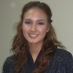 Nadine Imbau Perempuan Jangan Rakus