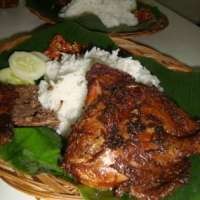 Huah..Huah.. Disengat Sambal si Cuek Bebek!