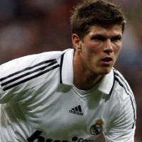 Malam ini Huntelaar Gabung Milan