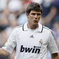 Berlusconi Indikasikan Huntelaar