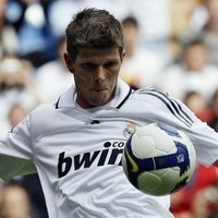 Milan, Istimewa untuk Belanda