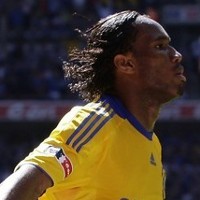 Cinta Bikin Drogba Tambah Kontrak