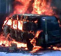 Mobil Terbakar di Kantor Gubernur Jateng