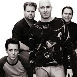 Vertical Horizon Kepincut Buah Durian di Jakarta