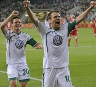 Awal Bagus Juara Bertahan