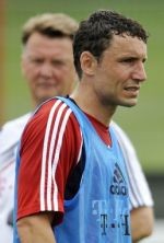 Van Bommel Wakil Van Gaal