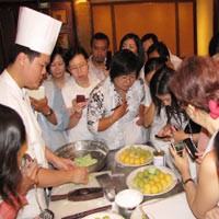 Ada Persoalan, Adonanpun Pusing!